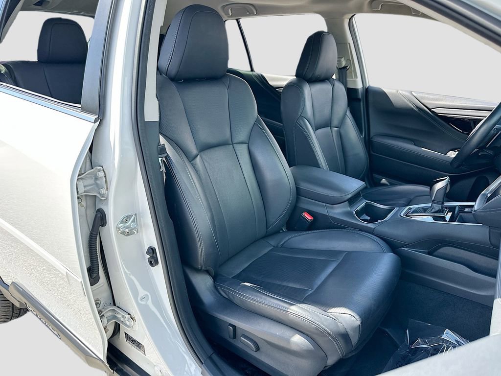 Used 2023 Subaru Outback Limited image 30