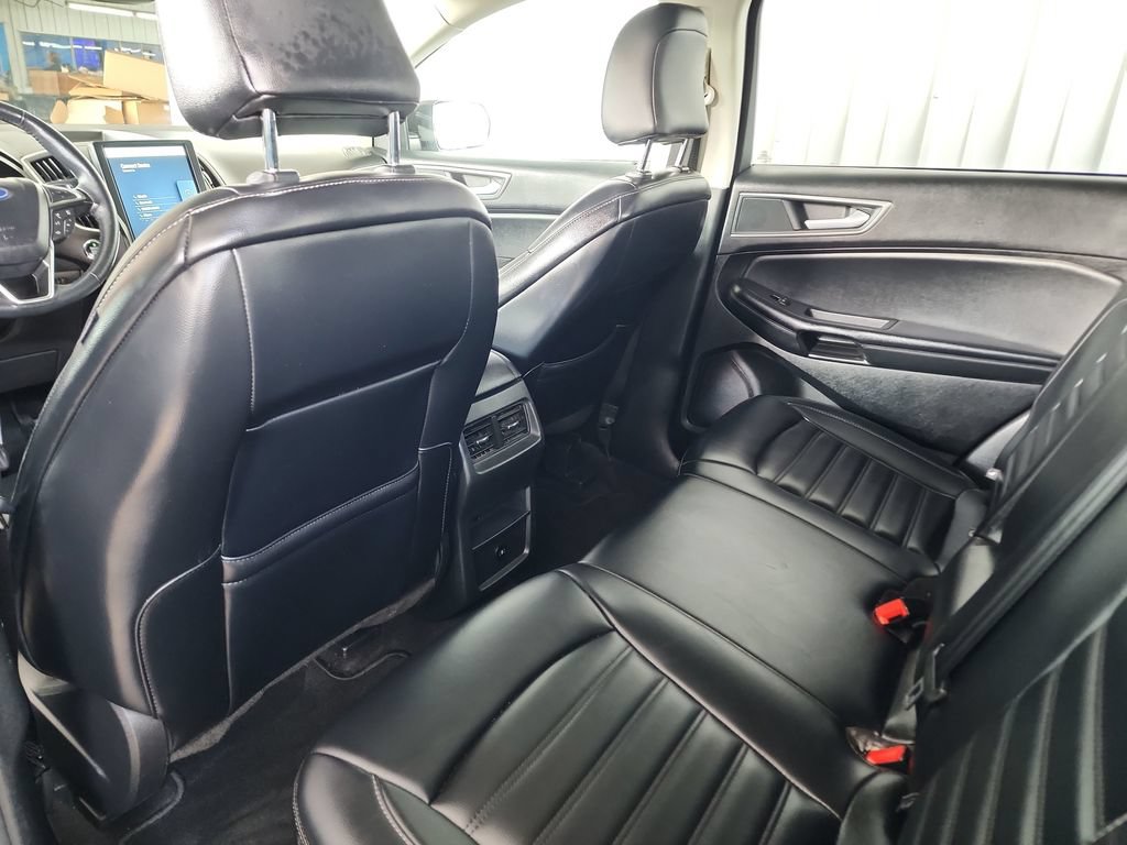 Used 2024 Ford Edge SEL AWD/4WD image 37