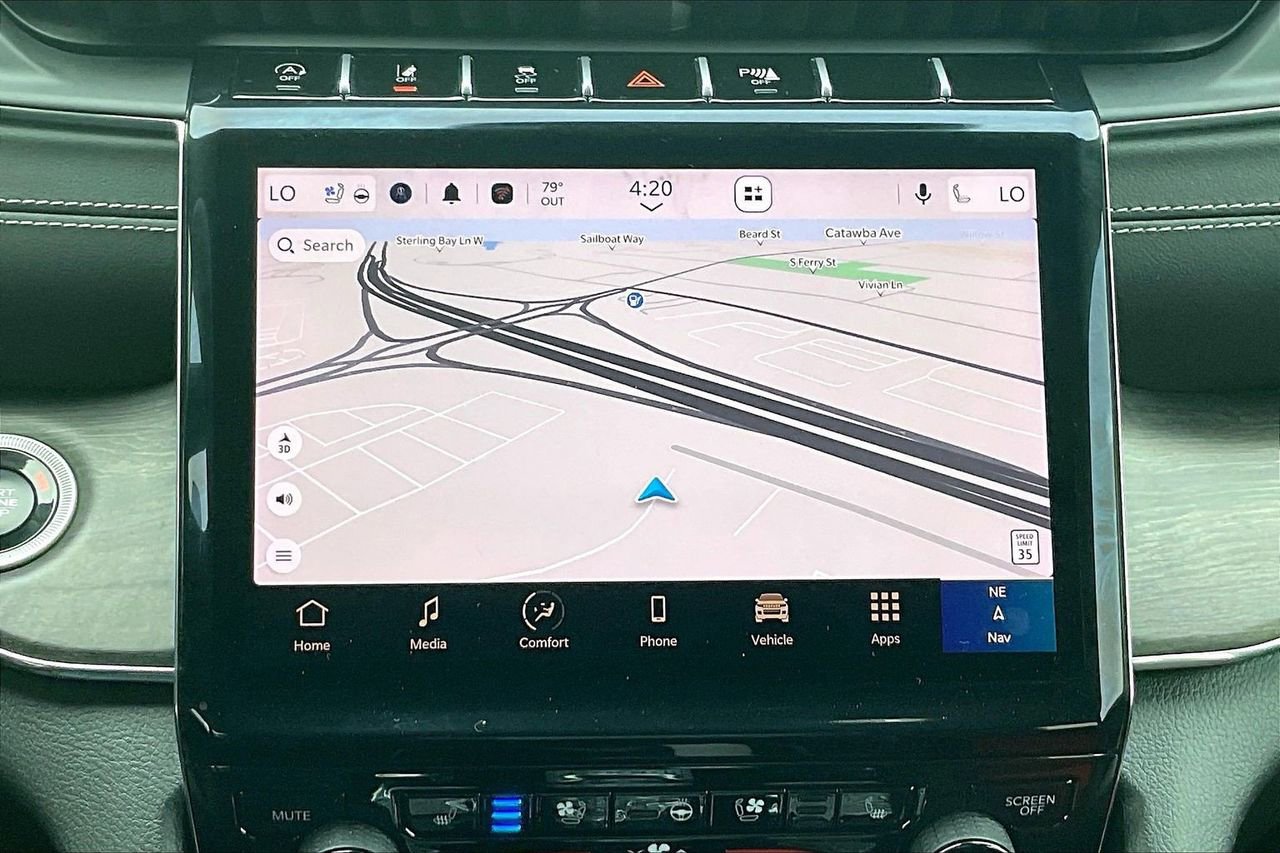 Certified 2024 Jeep Grand Cherokee L Overland w/ Luxury Tech Group IV image 14