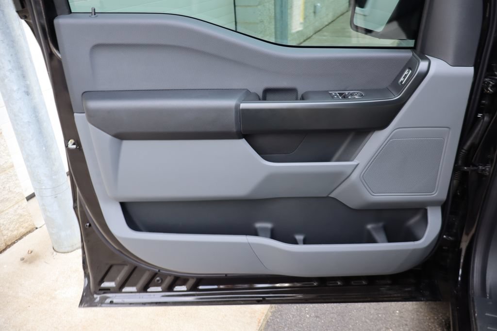 Used 2025 Ford F150 XL RWD image 17