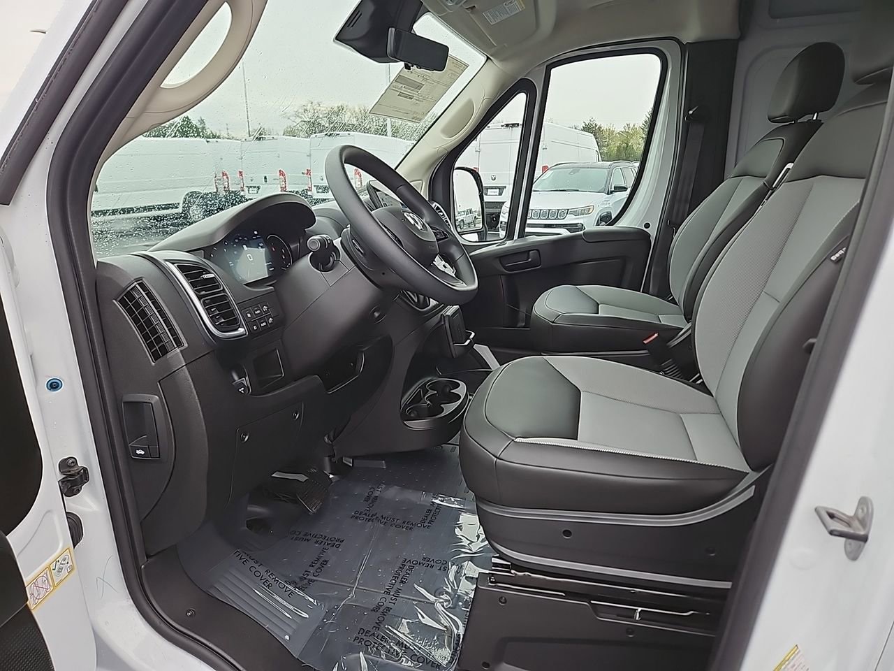 New 2025 RAM ProMaster 2500 w/ Quick Order Package 22G SLT image 12