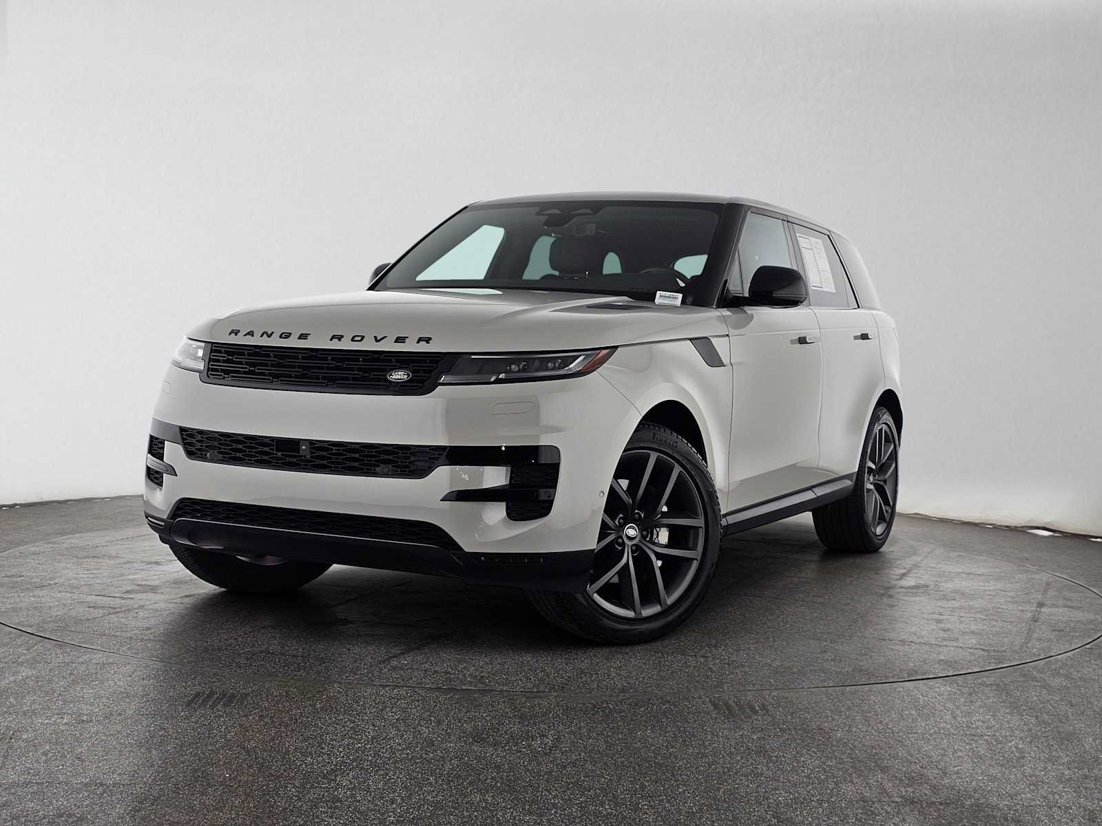 Used 2024 Land Rover Range Rover Sport SE AWD/4WD image 1