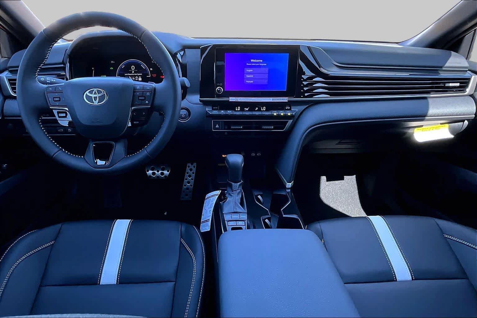 New 2026 Toyota Camry SE w/ Convenience Package FWD image 5