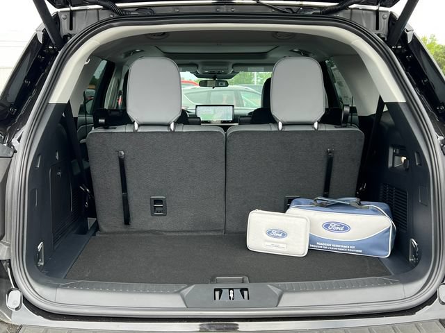 New 2026 Ford Explorer Active w/ Active Comfort Package AWD/4WD image 43