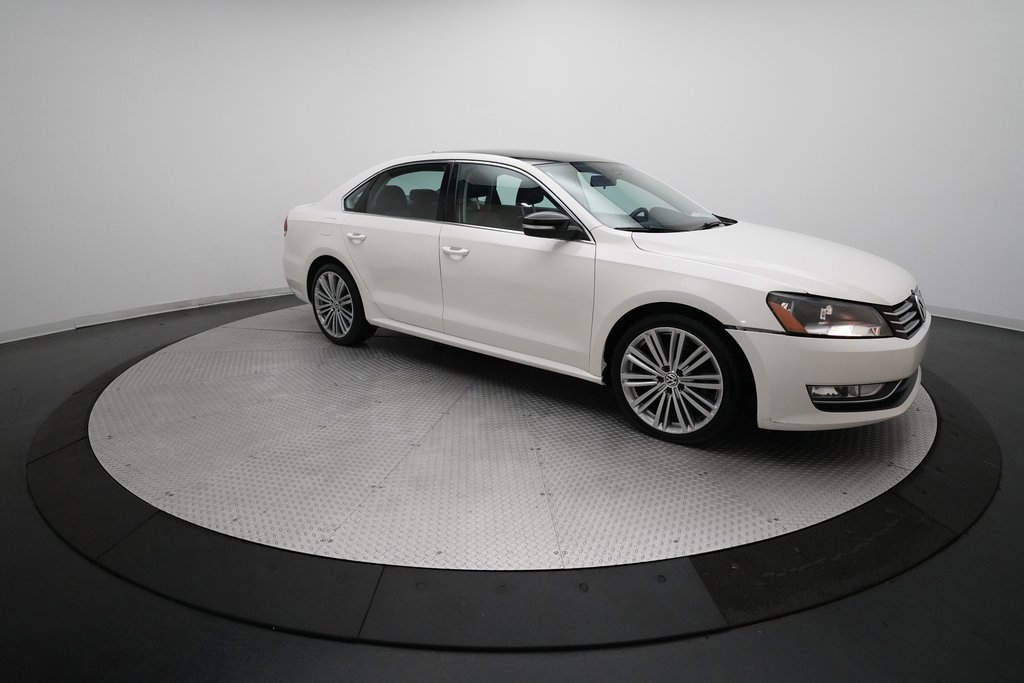 Used 2015 Volkswagen Passat 1.8T Sport image 13