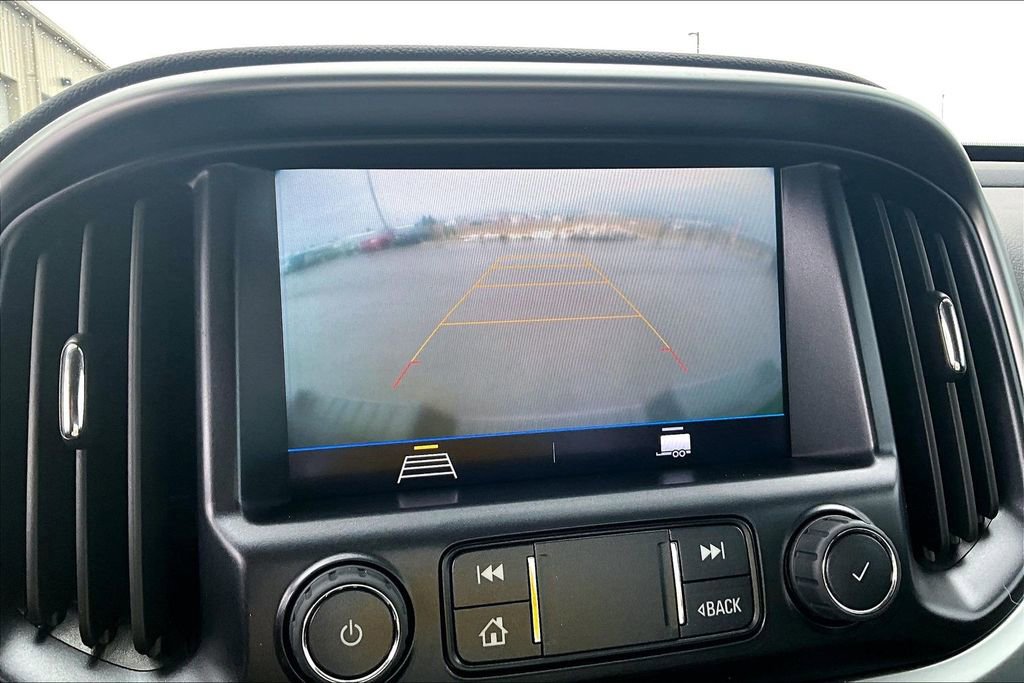 Used 2022 Chevrolet Colorado LT w/ Redline Special Edition AWD/4WD image 22