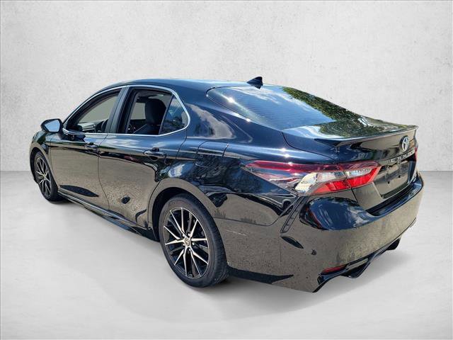 Used 2022 Toyota Camry SE image 7