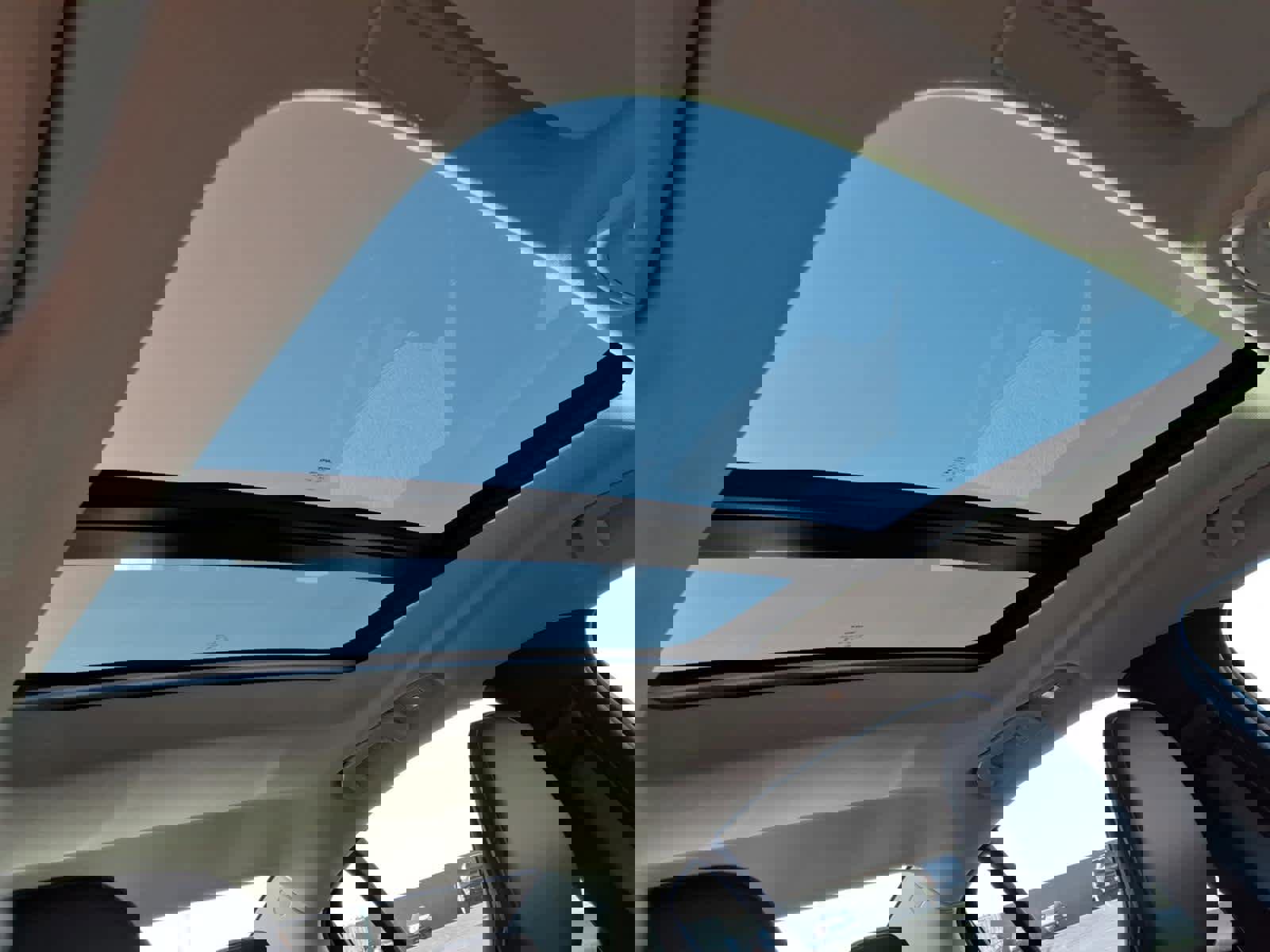 Used 2025 Volvo S60 B5 Core image 17