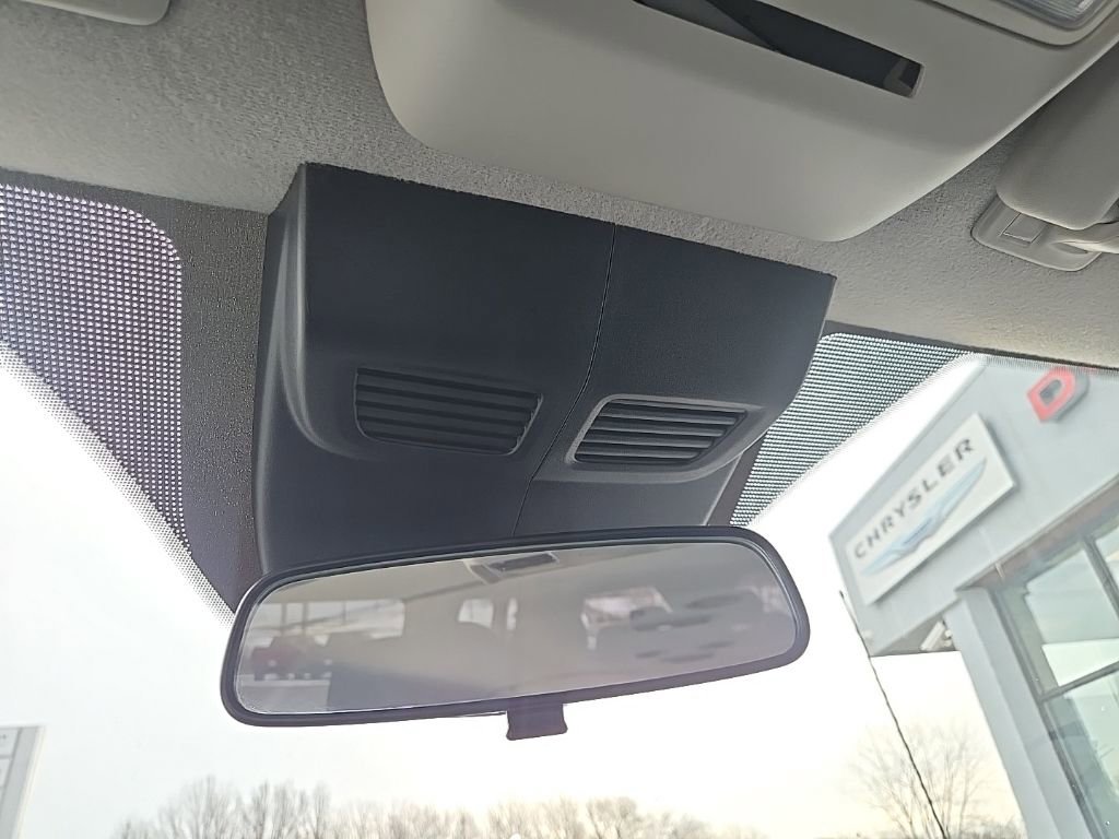 Used 2023 Ford Transit 350 XLT image 64