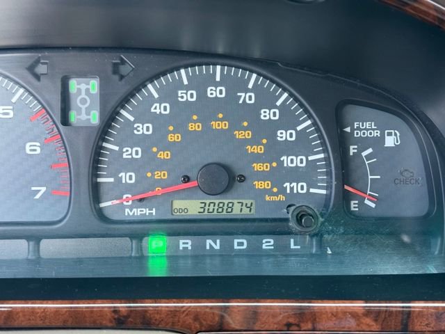 Used 1999 Toyota 4Runner Limited image 16