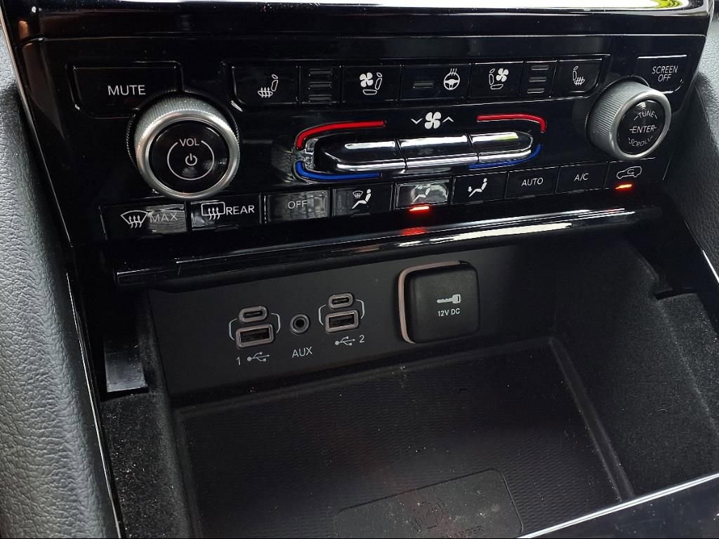 Used 2021 Jeep Grand Cherokee L Overland w/ Luxury Tech Group IV image 33