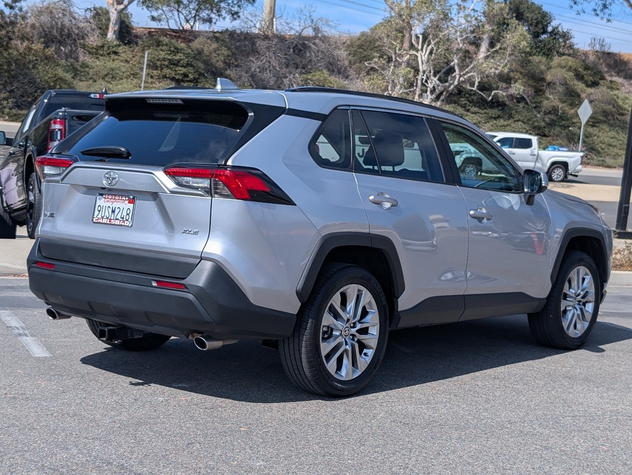 Used 2023 Toyota RAV4 XLE Premium FWD image 13
