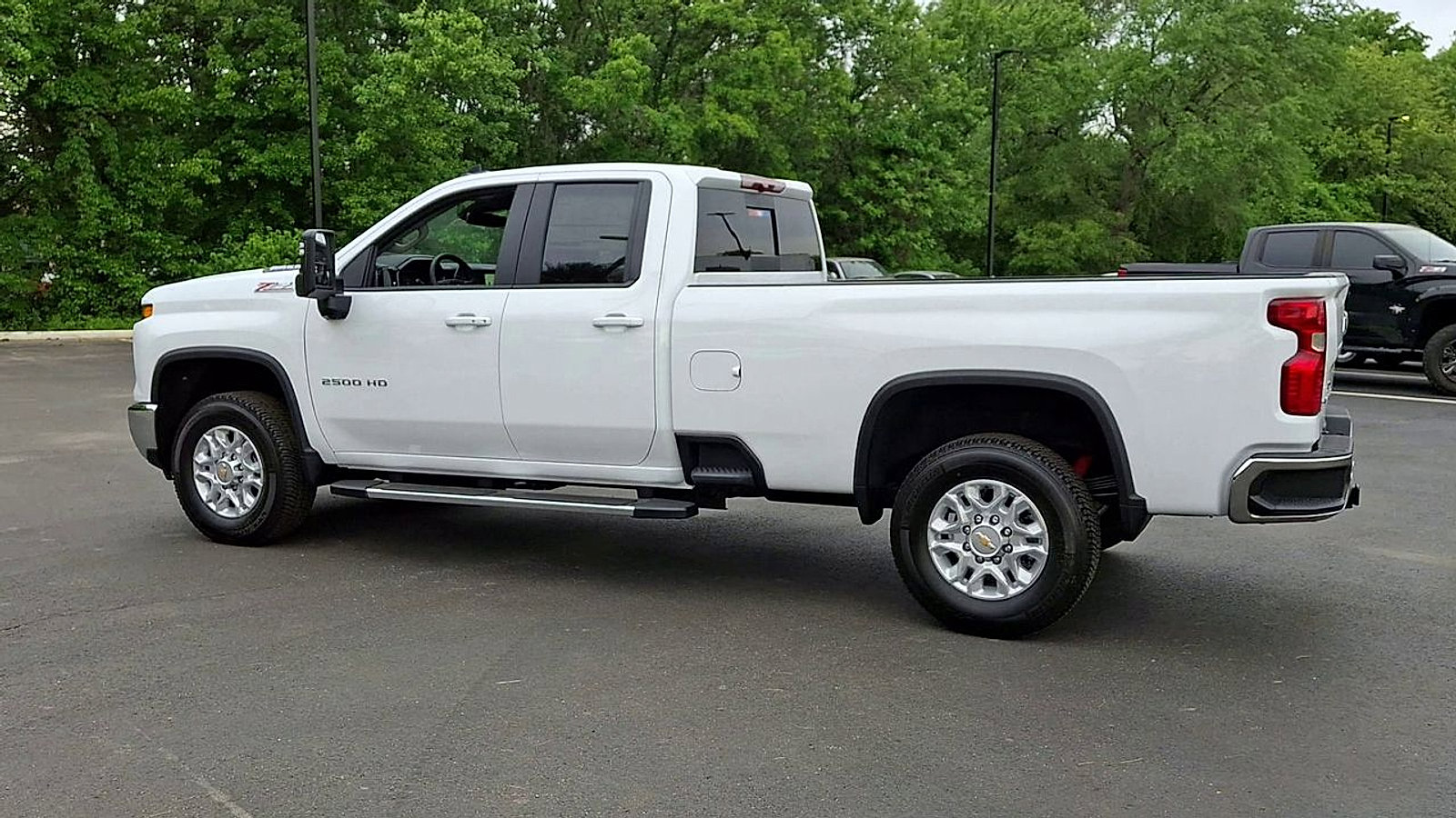New 2026 Chevrolet Silverado 2500 LT w/ All Star Edition AWD/4WD image 8