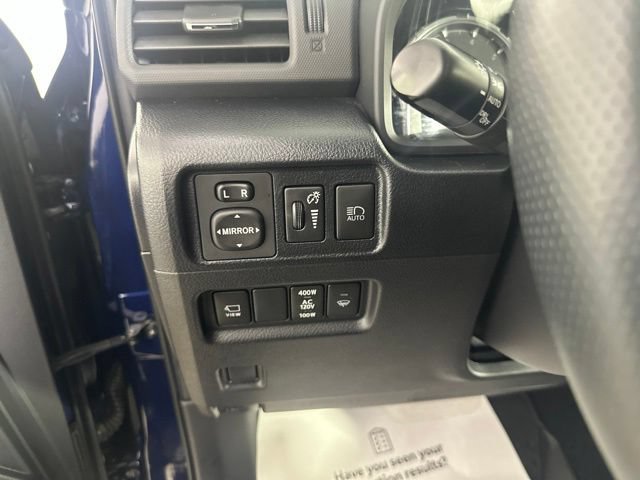 Used 2023 Toyota 4Runner Limited AWD/4WD image 13