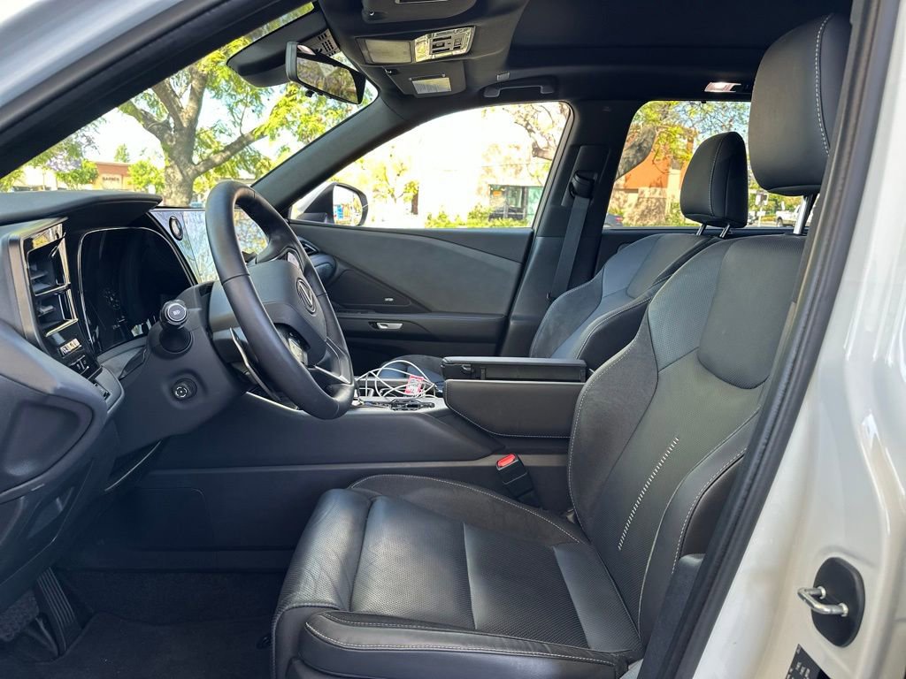 Used 2025 Lexus TX 350 AWD w/ Technology Package image 5