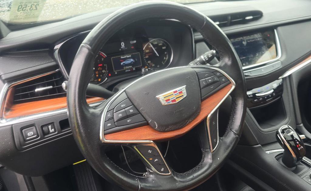 Used 2021 Cadillac XT5 Premium Luxury w/ LPO, Floor Liner Package AWD/4WD image 14