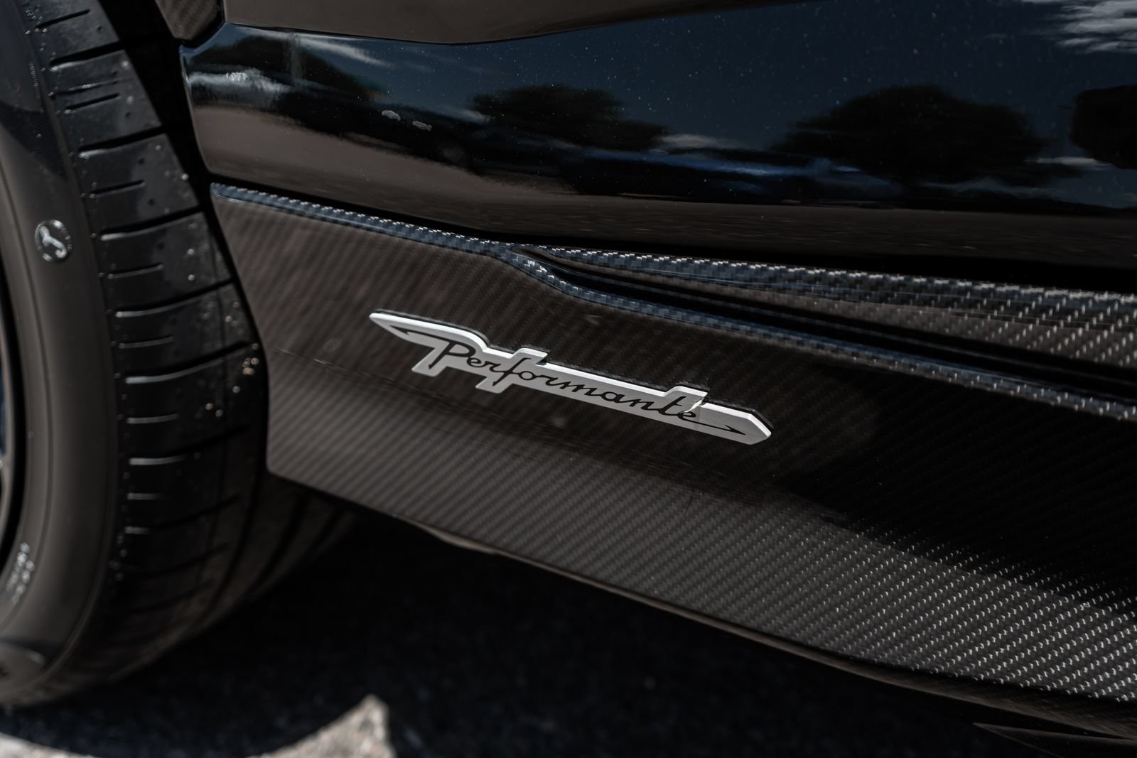 Used 2023 Lamborghini Urus Performante AWD/4WD image 17