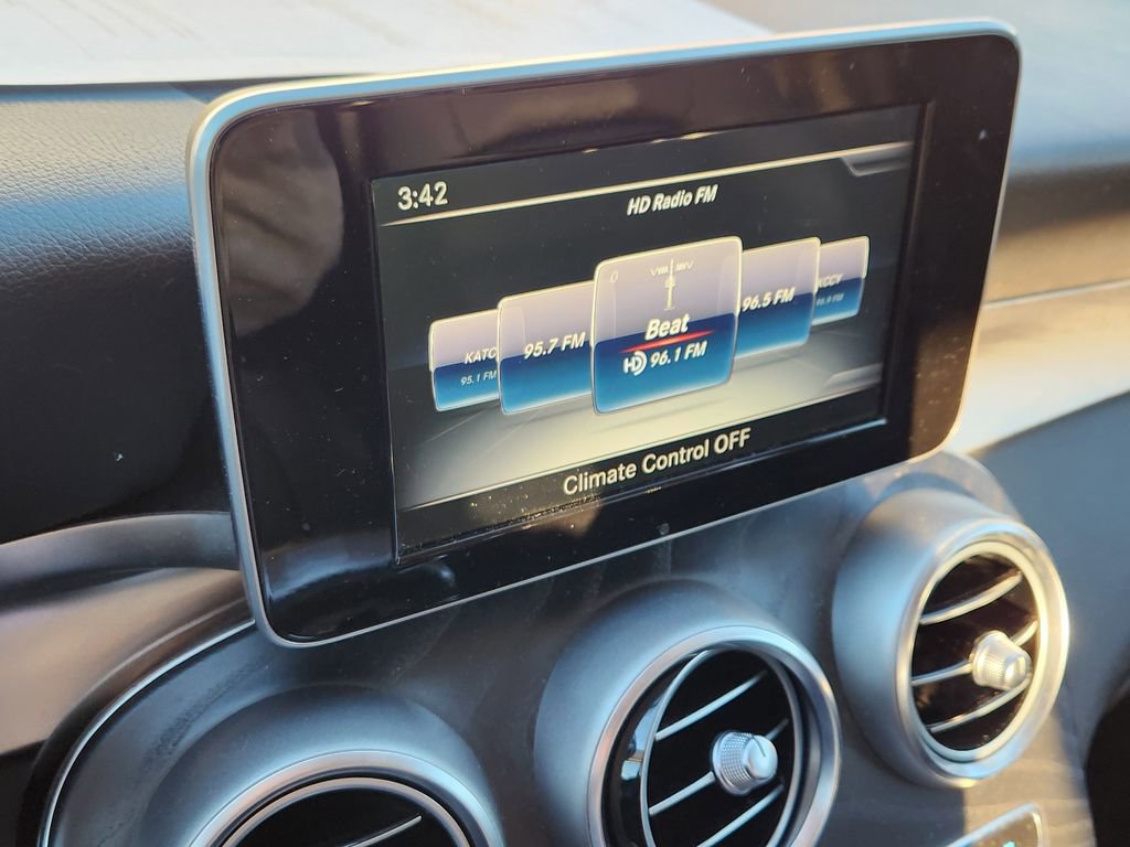 Used 2018 Mercedes-Benz GLC 300 image 11