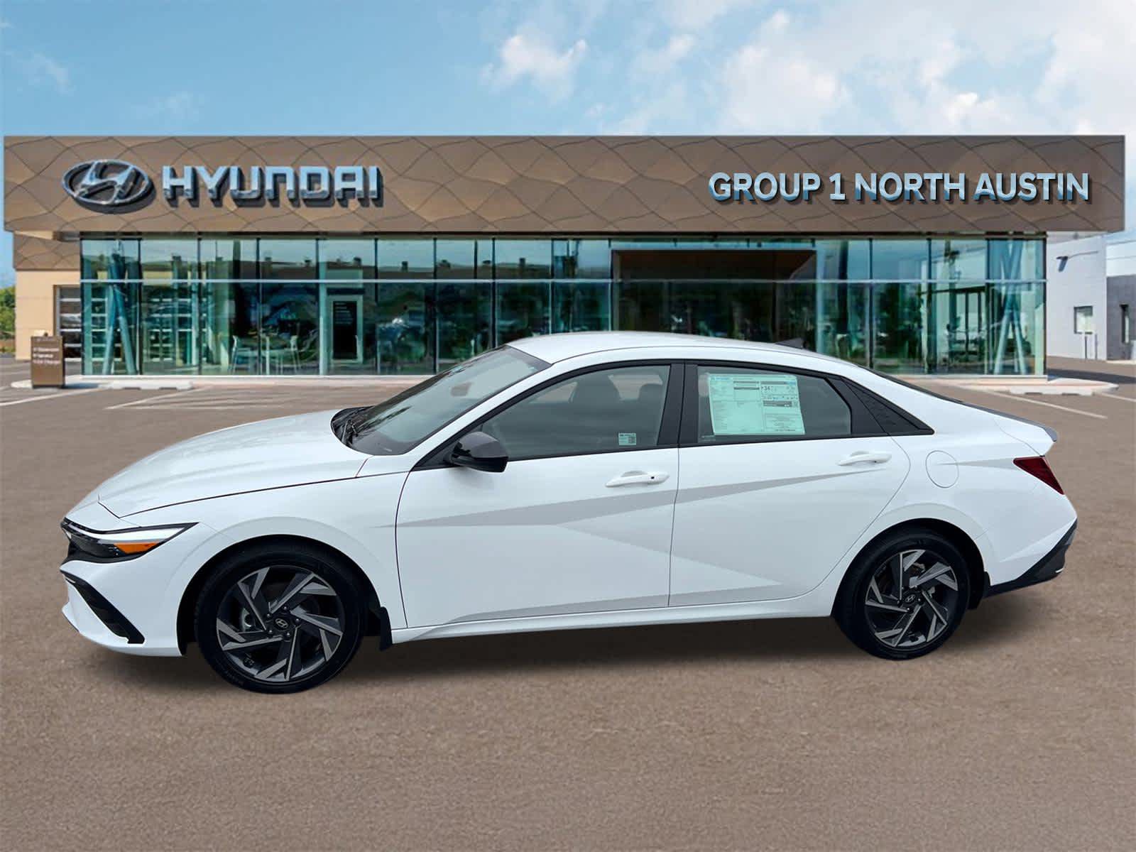 Certified 2025 Hyundai Elantra Sport FWD image 4