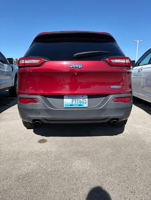 Used 2014 Jeep Cherokee Latitude w/ Comfort/Convenience Group FWD image 6