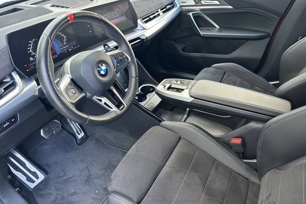 Used 2024 BMW X2 M35i AWD/4WD image 9