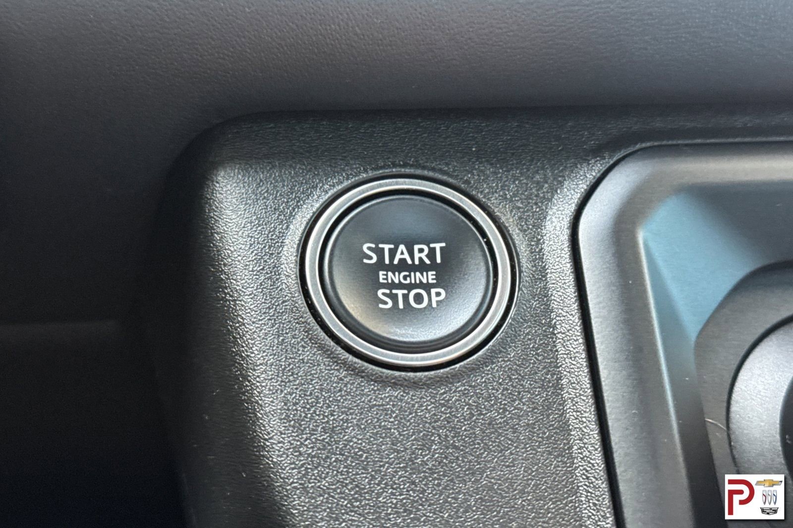 Used 2025 Land Rover Defender 110 V8 image 27