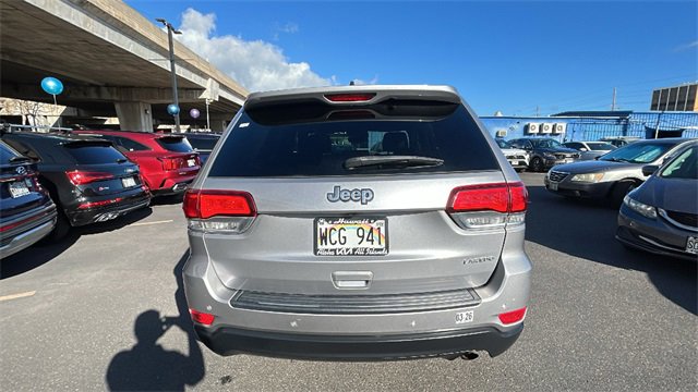 Used 2021 Jeep Grand Cherokee Laredo w/ Security & Convenience Group image 4