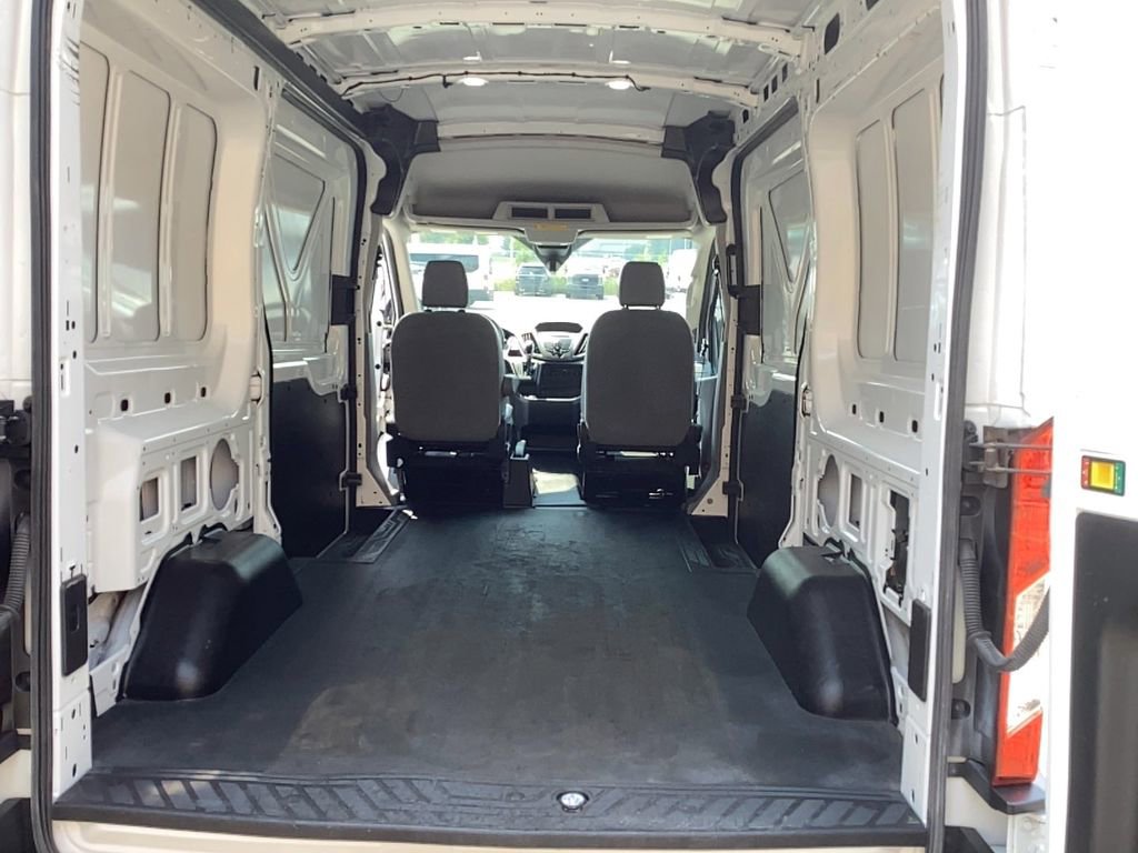 Used 2019 Ford Transit 150 130 Medium Roof image 10