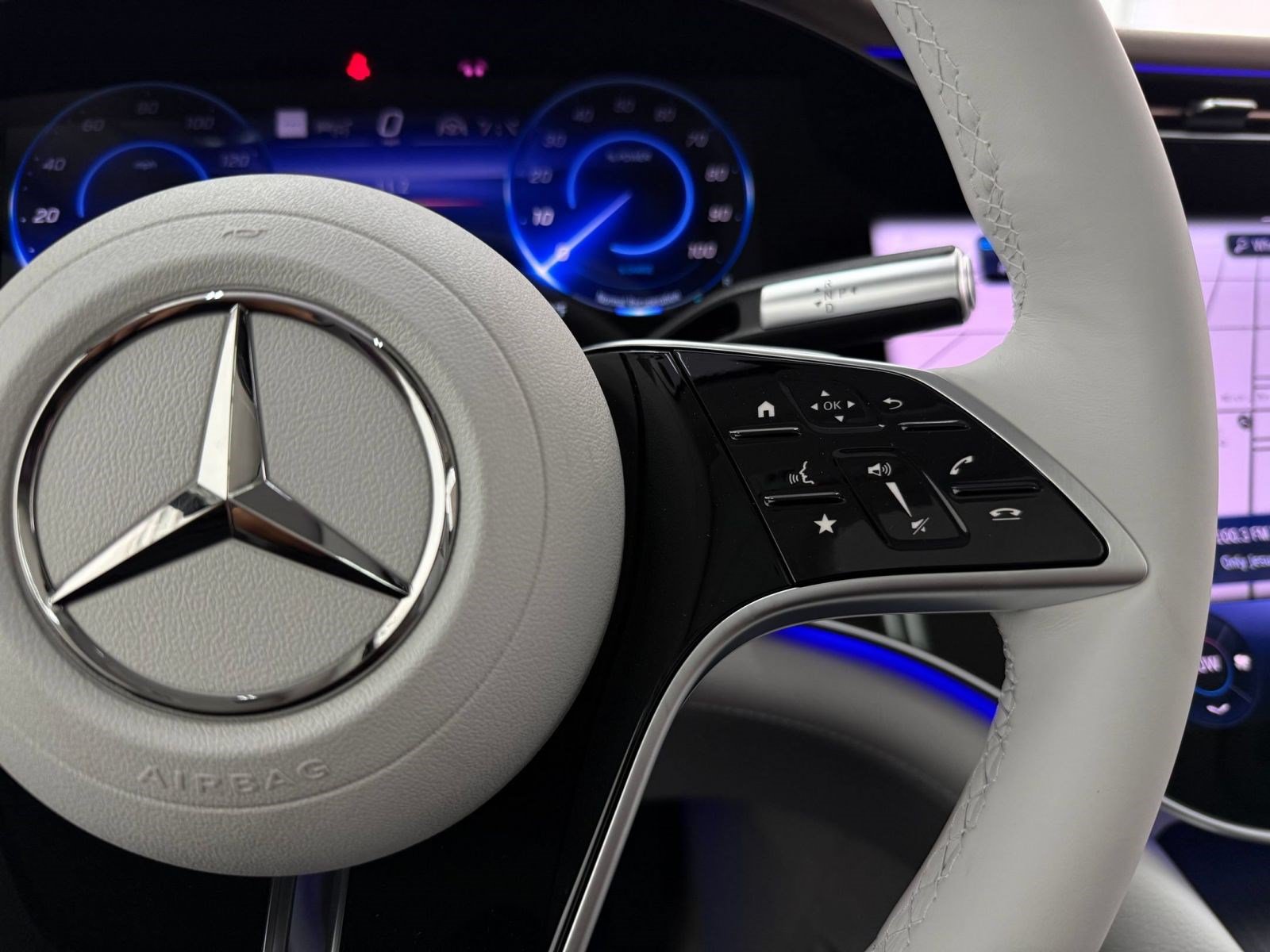 New 2027 Mercedes-Benz EQS 400 4MATIC SUV image 14