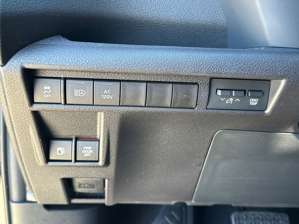 New 2026 Toyota Sienna XLE Woodland Edition image 21