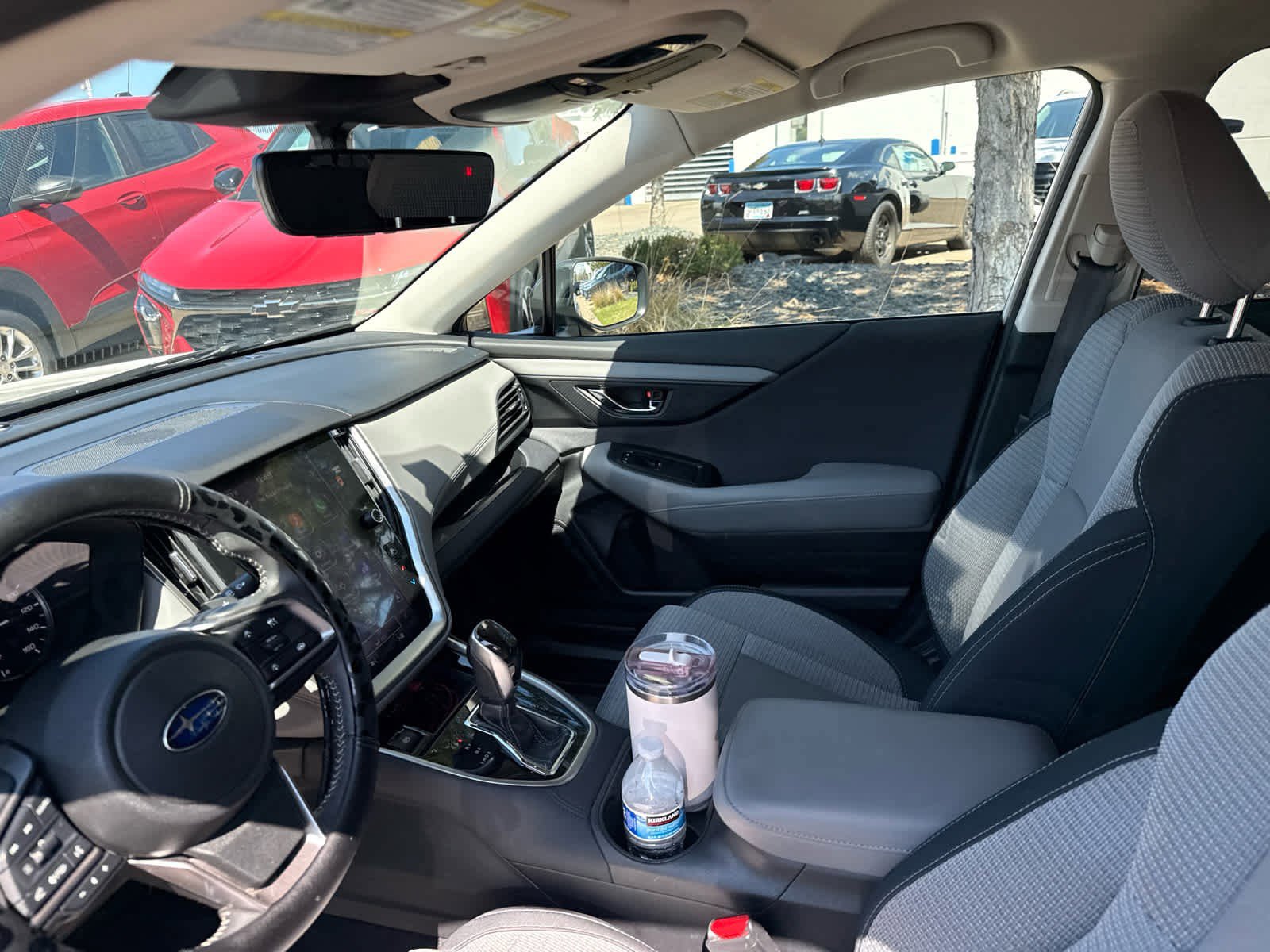 Used 2024 Subaru Outback Premium AWD/4WD image 12