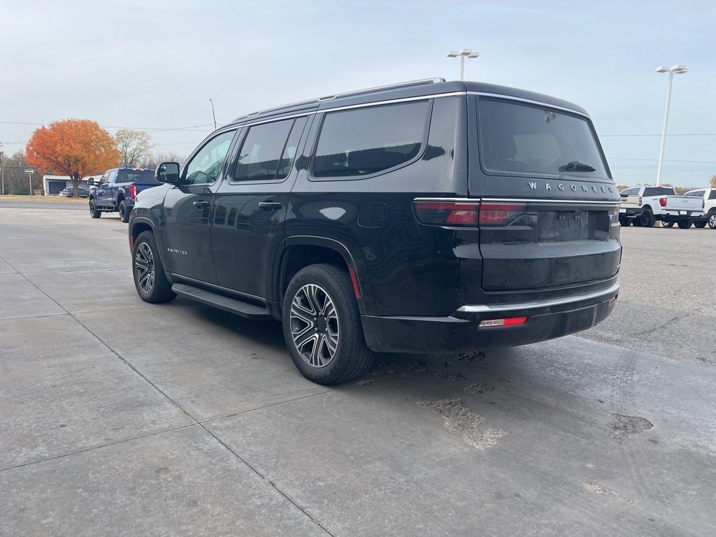 Used 2024 Jeep Wagoneer Series II w/ Flexible Seating Group image 7