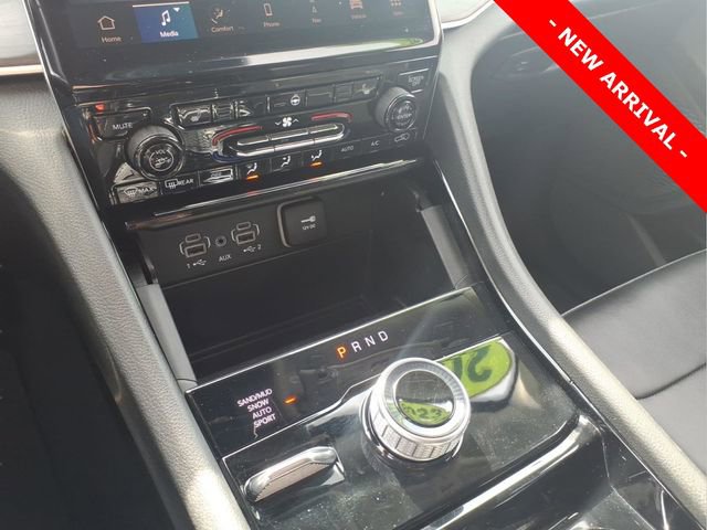 Used 2023 Jeep Grand Cherokee L Limited image 18