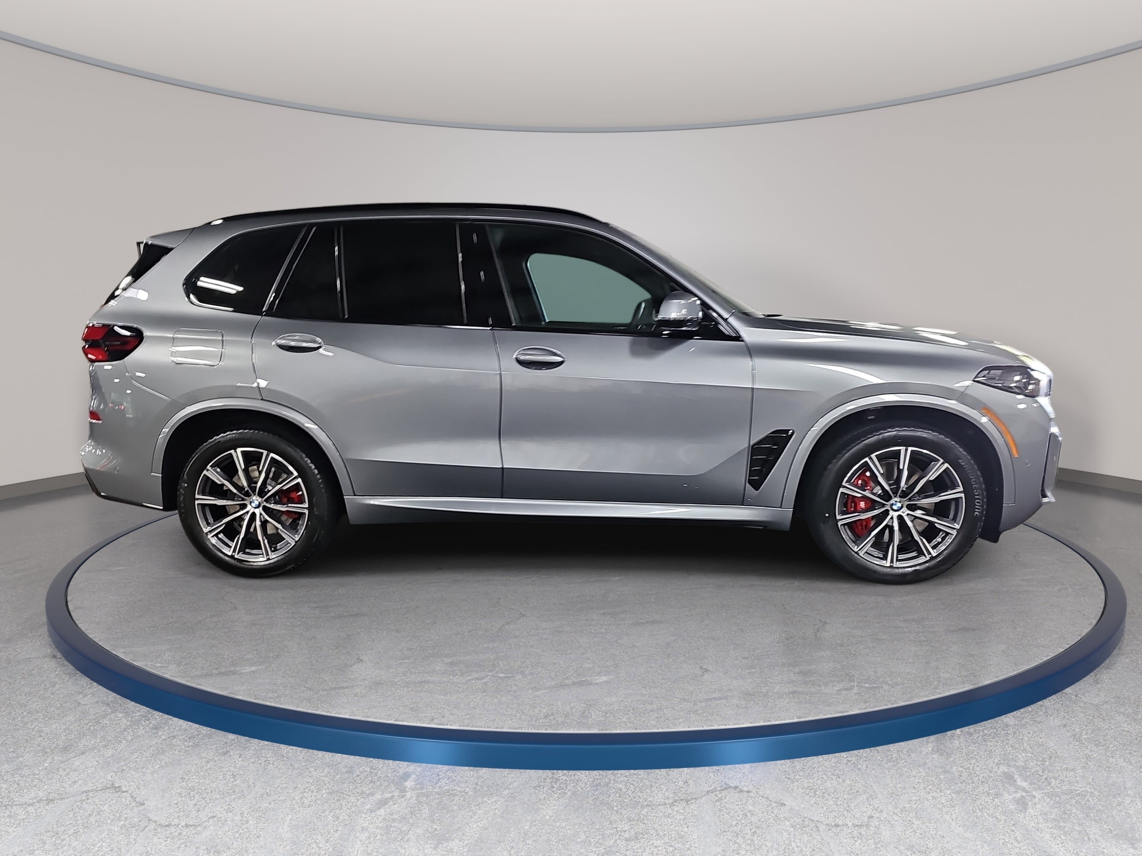 New 2026 BMW X5 xDrive50e AWD/4WD image 4