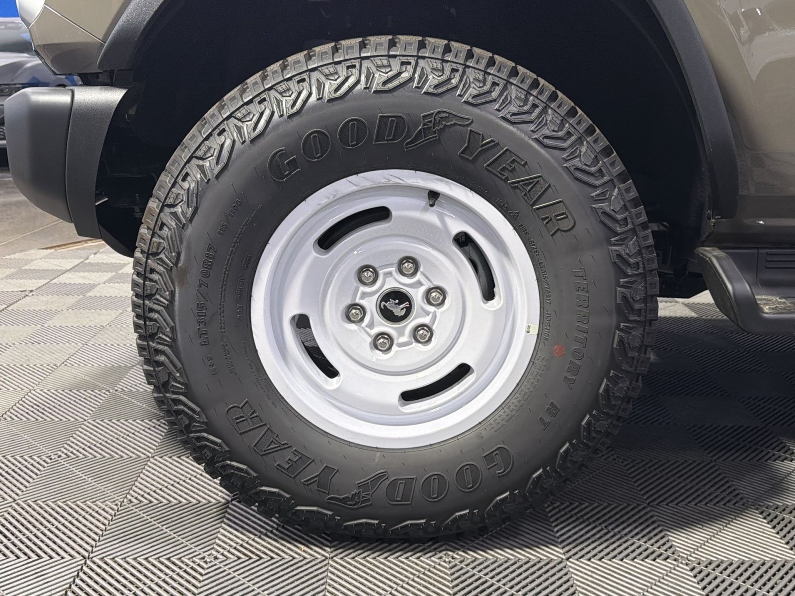 New 2026 Ford Bronco Heritage Edition AWD/4WD image 17
