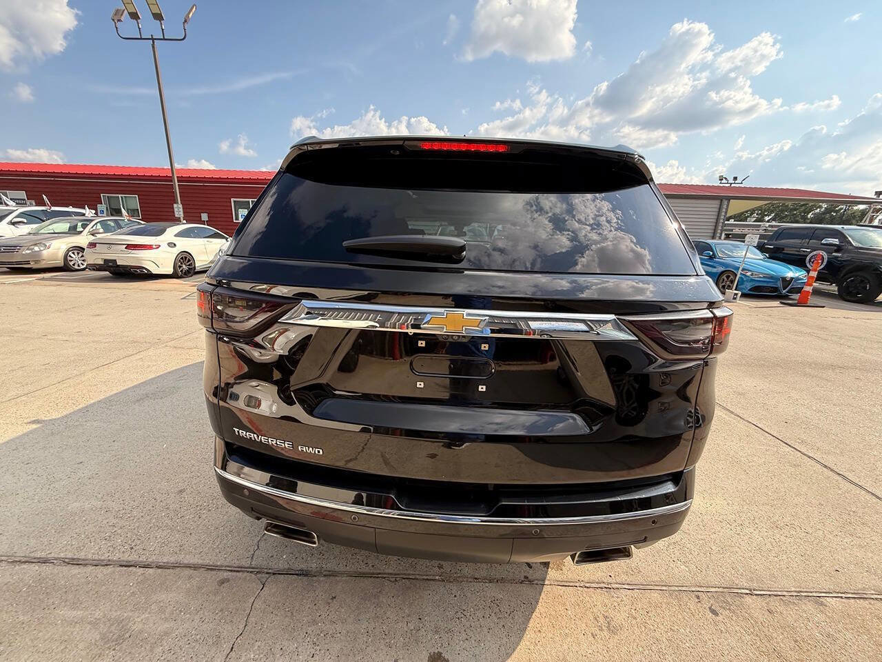 Used 2018 Chevrolet Traverse High Country image 11