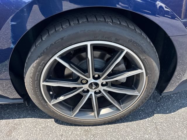 Used 2018 Ford Mustang Coupe w/ Wheel & Stripe Package RWD image 27