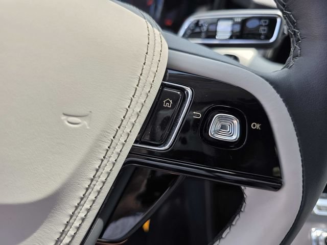 New 2026 Lincoln Aviator 2WD image 13