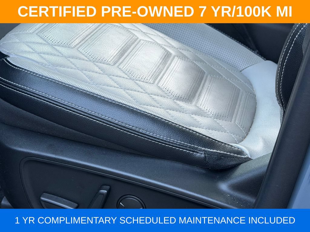 Used 2023 Ford Escape Platinum w/ Premium Technology Package AWD/4WD image 31