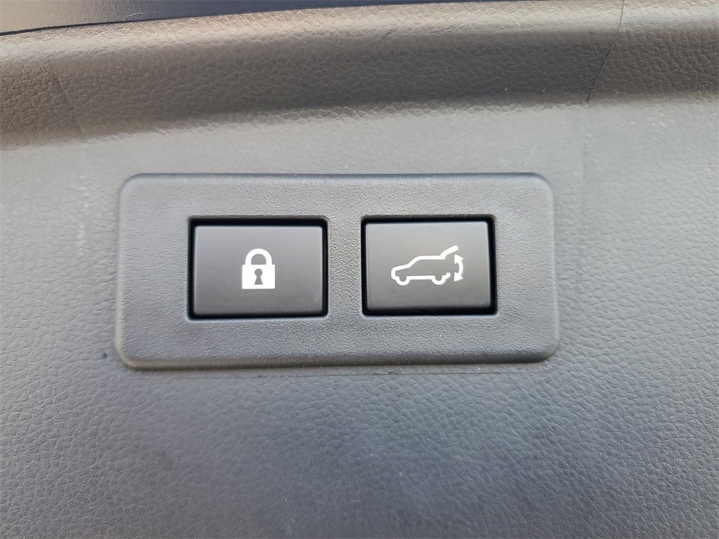 Certified 2023 Subaru Outback Premium image 9