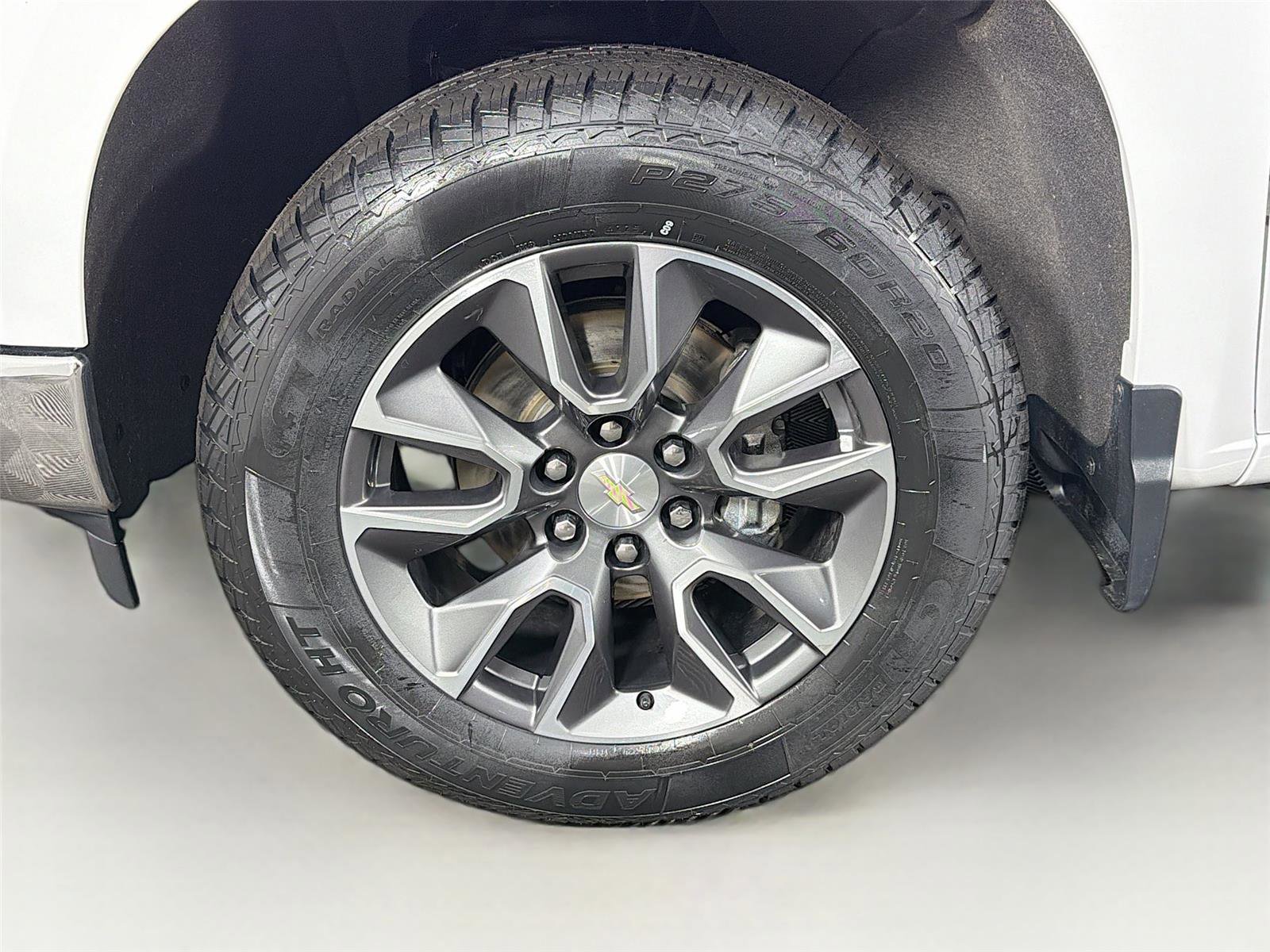 Used 2022 Chevrolet Silverado 1500 LT AWD/4WD image 30