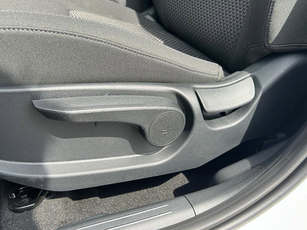 New 2025 Kia Sportage LX image 18