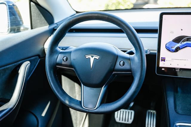 Used 2022 Tesla Model Y Performance AWD/4WD image 14