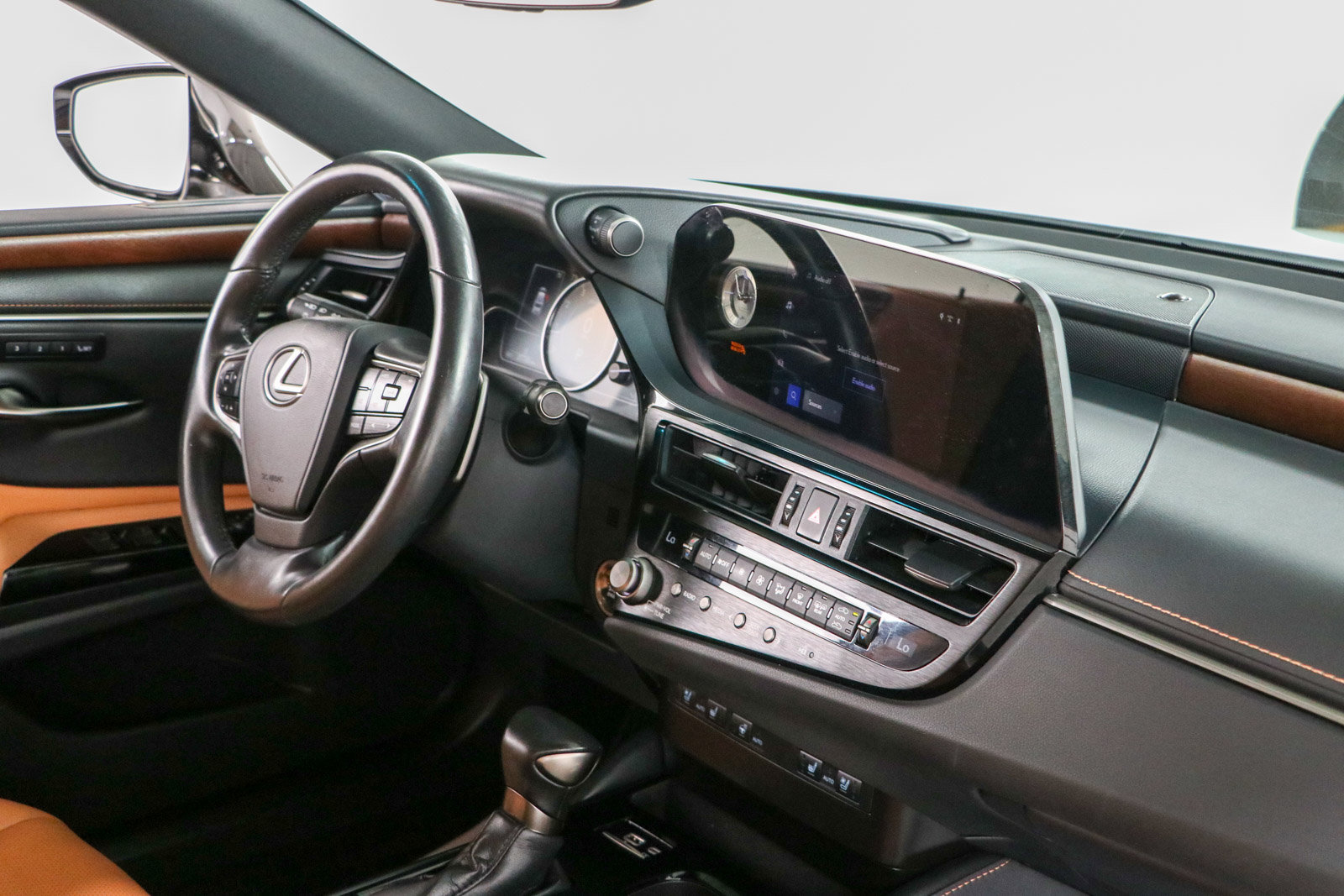 Used 2025 Lexus ES 350 w/ Premium Package FWD image 26
