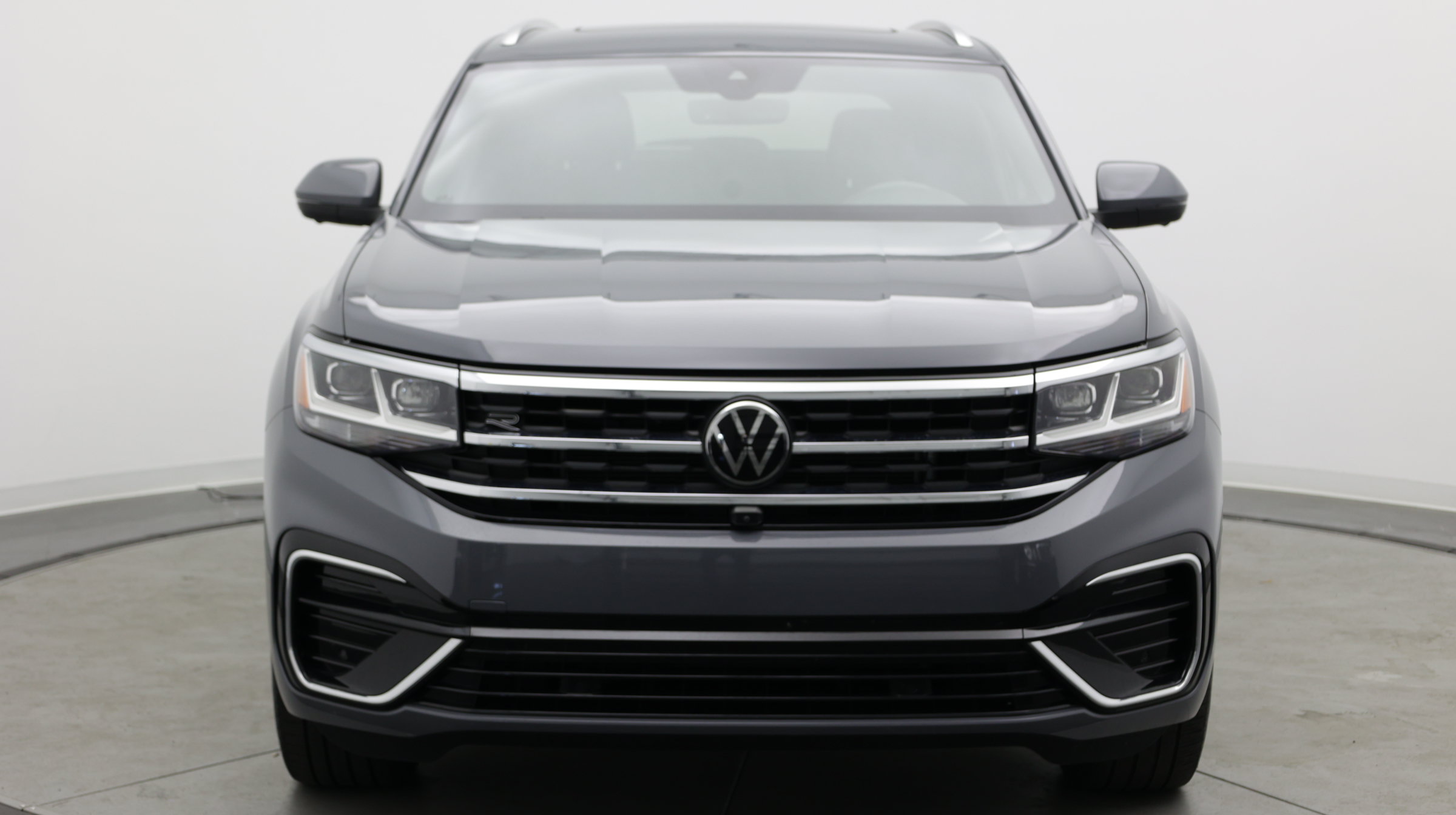 Used 2023 Volkswagen Atlas Cross Sport SEL Premium R-Line AWD/4WD image 2