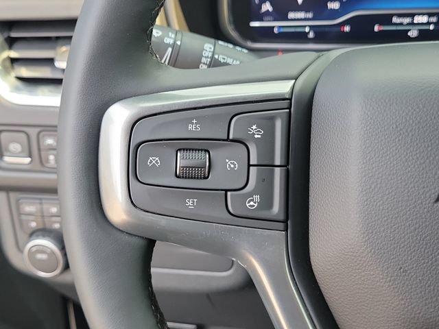 Certified 2023 Chevrolet Tahoe Z71 w/ Luxury Package AWD/4WD image 31