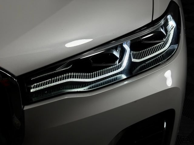 Used 2022 BMW X7 xDrive40i w/ Premium Package AWD/4WD image 14