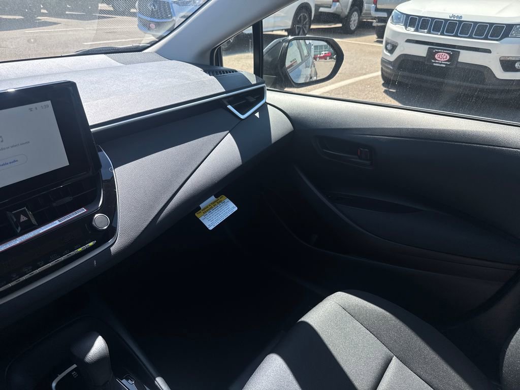 New 2026 Toyota Corolla LE FWD image 30