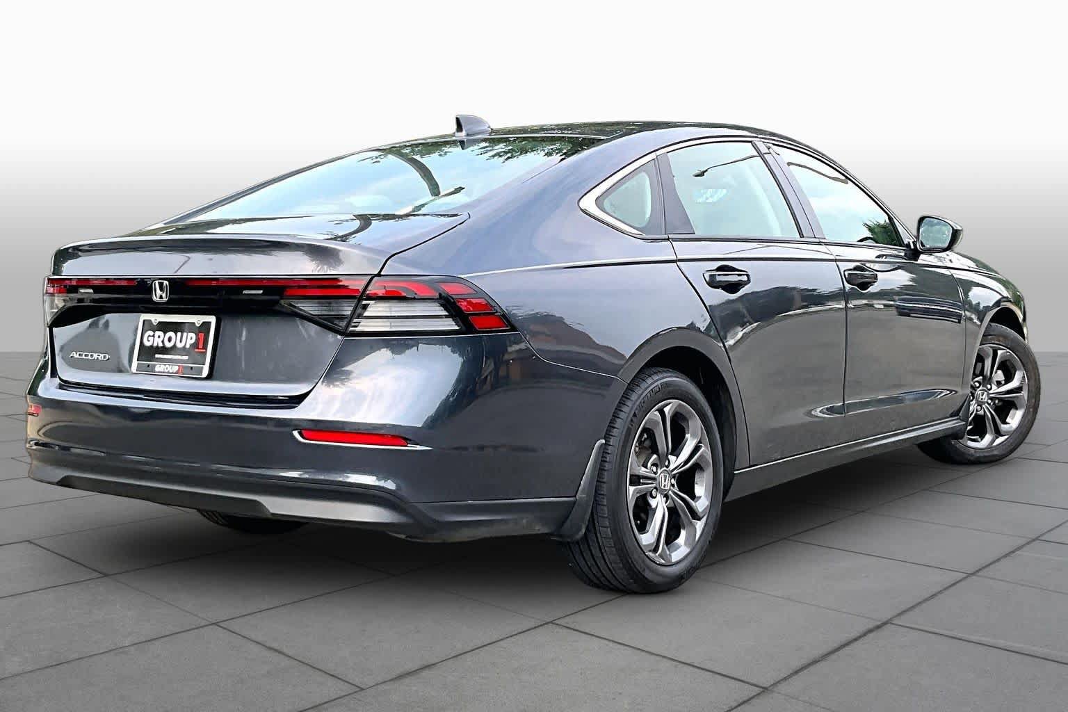 Used 2023 Honda Accord EX image 12