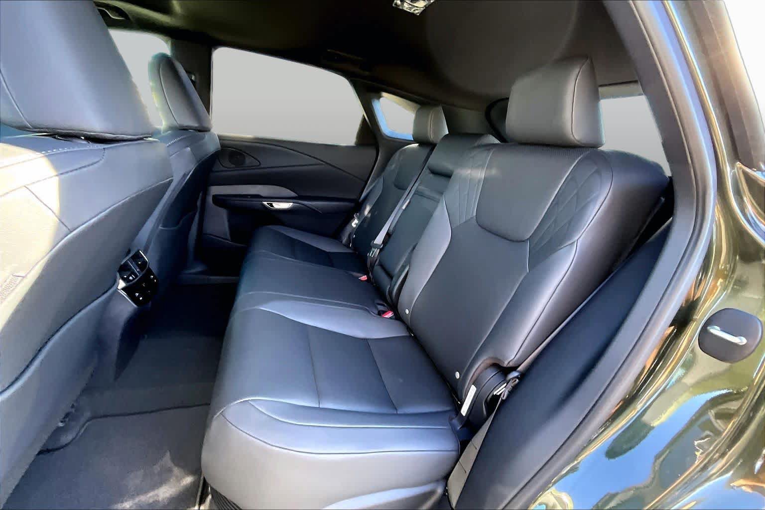 New 2026 Lexus RX 350h AWD/4WD image 23